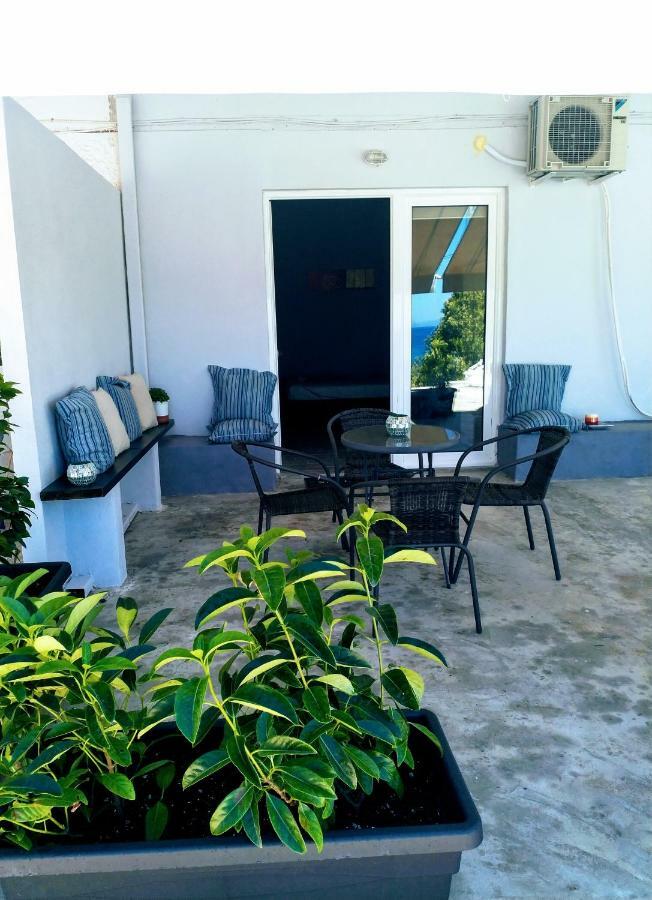 New Seafront Studio Pensionat Anavyssos Exteriör bild